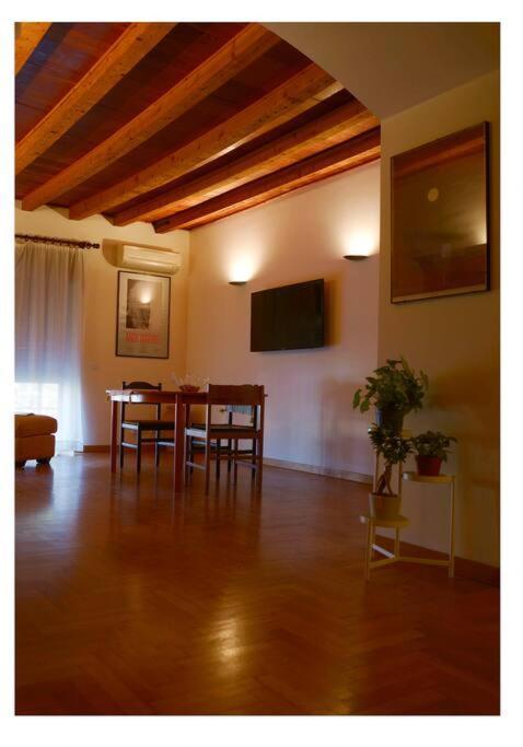 Urban House - Elegant Apartment Brera Milan Center Exterior foto